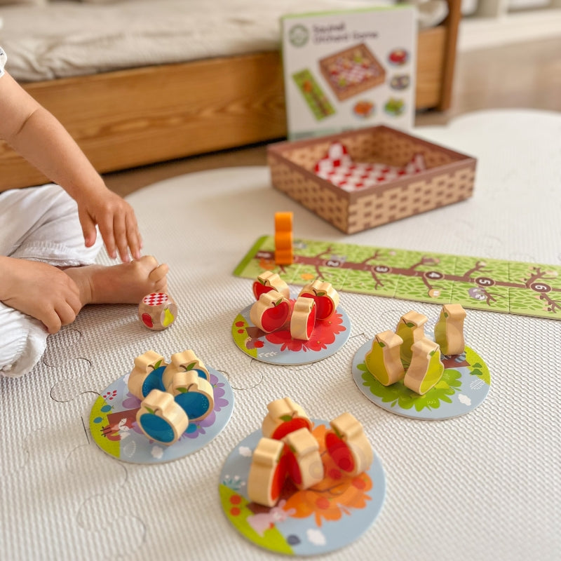 Stalo žaidimas ,,Voverė sode"